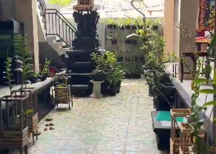 Narayuka House ゲストハウス